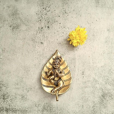 Brass Bala Gopala Krishna on Peepal Leaf Wall Hanging - 6 inch Height | Adorable Brass Wall Hanging of Bala Gopala Krishna on Peepal Leaf Brass Bala Gopala Krishna on Peepal Leaf Wall Hanging - 6 inch Height | Adorable Brass Wall Hanging of Bala Gopala Krishna on Peepal Leaf