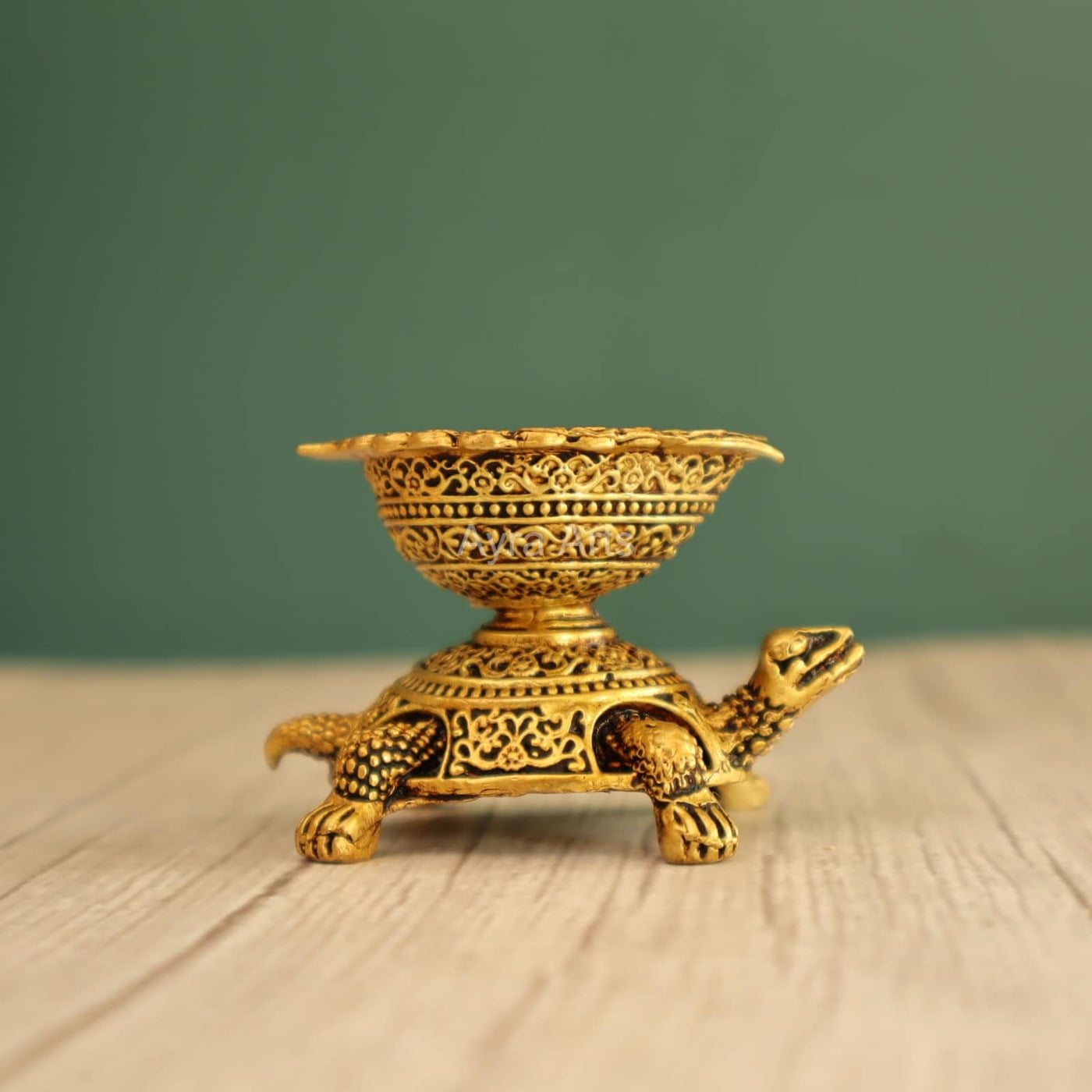 Purpledip Lampada Ad Olio In Ottone A Forma Di Tartaruga - Diya Portafortuna Feng Shui 10 Cm
